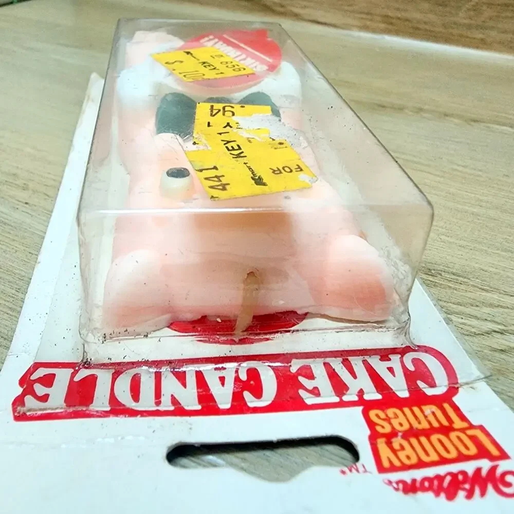 1979 Looney Tunes Porky Pig Birthday Candles Wilton Set of 2. With # Inserts 1-6